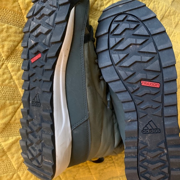 Adidas Terrex Boots - Picture 4 of 6